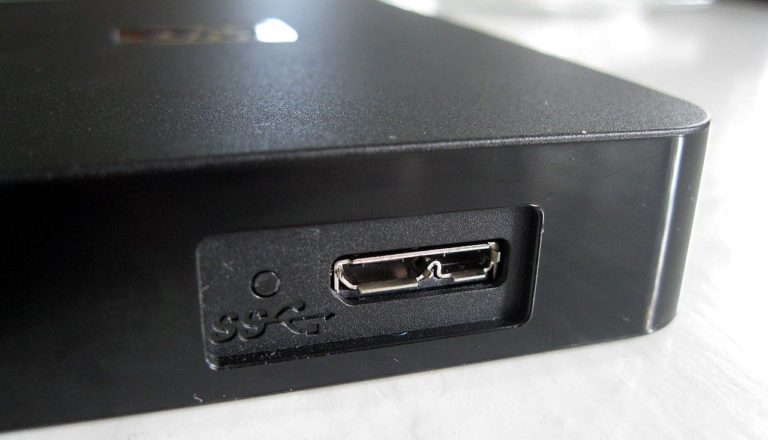 Micro USB 30 Port