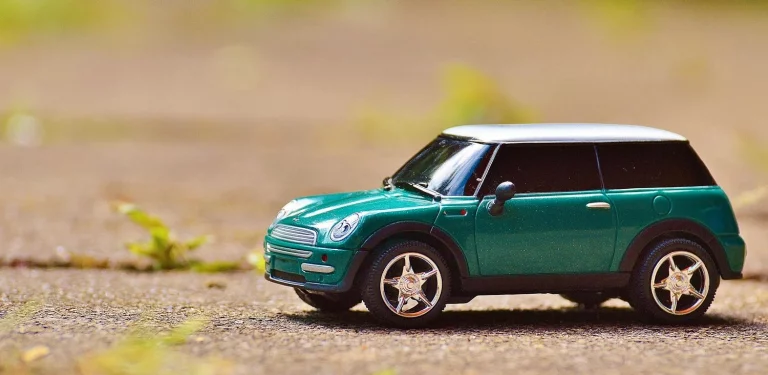 mini car green