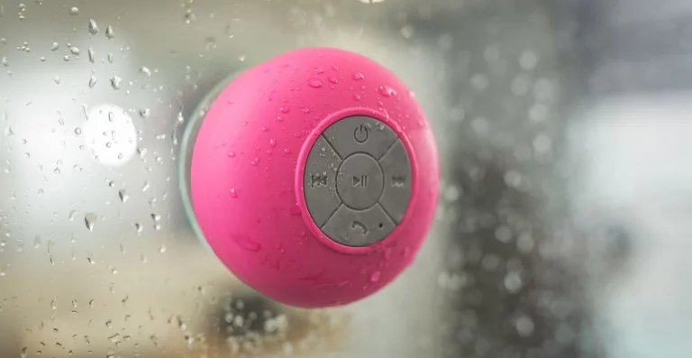 speaker pink water