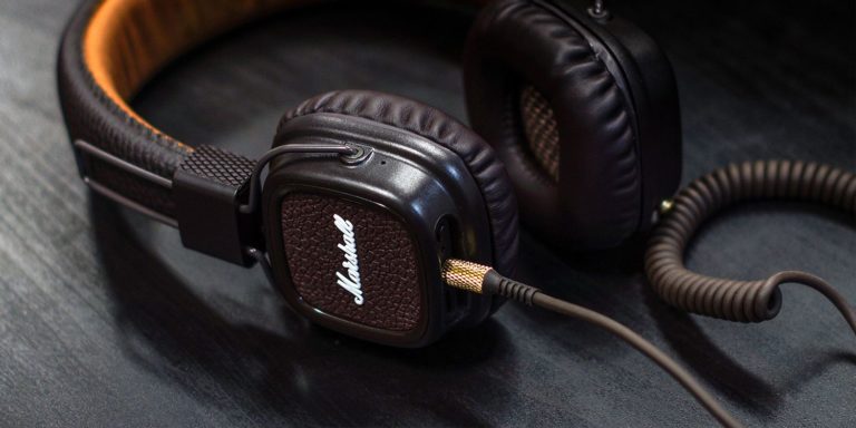 Wireless Marshall Headphones with an optional cable
