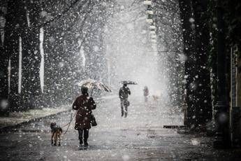 perturbazione imminente tornano pioggia e neve sullitalia le previsioni meteo 2