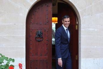 pedro sanchez persona dellanno 2025 per lespresso 2